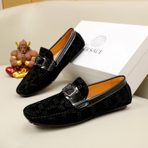 Versace Leather Shoes For Men #1056298