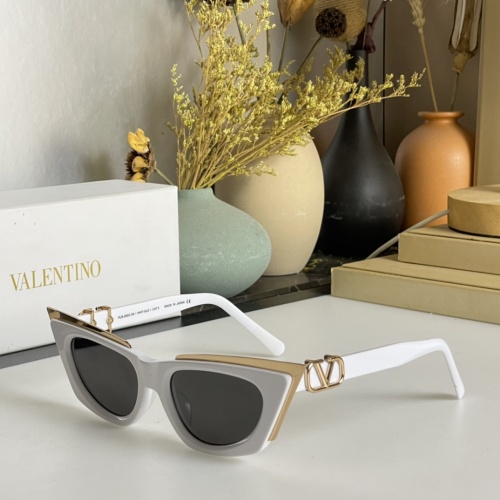 Valentino AAA Quality Sunglasses #1056528
