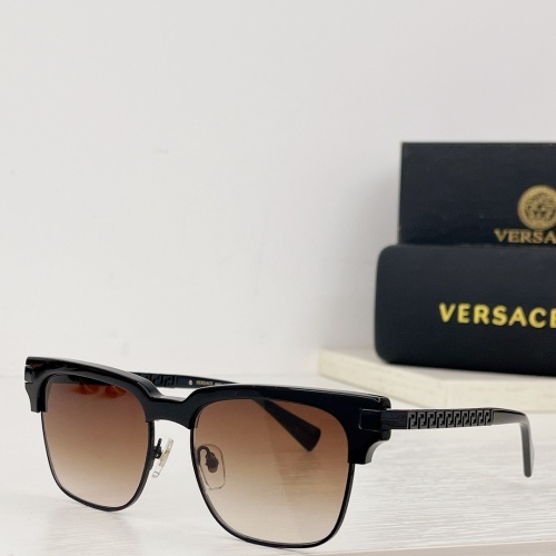 Versace AAA Quality Sunglasses #1056538