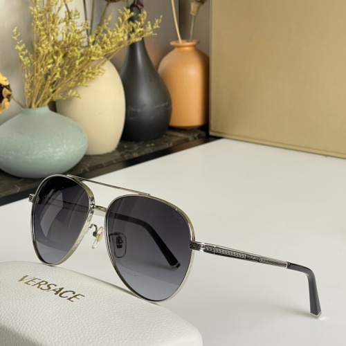 Versace AAA Quality Sunglasses #1056555