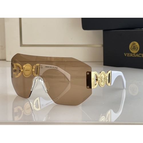 $56.00 USD Versace AAA Quality Sunglasses #1056592