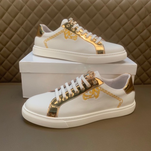 Replica Versace Casual Shoes For Men #1056637 $76.00 USD for Wholesale