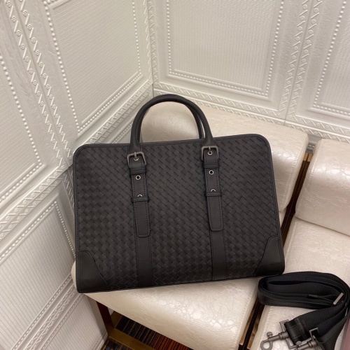 Bottega Veneta AAA Man Handbags #1056840