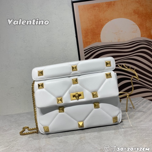 Valentino AAA Quality Messenger Bags For Women #1057182