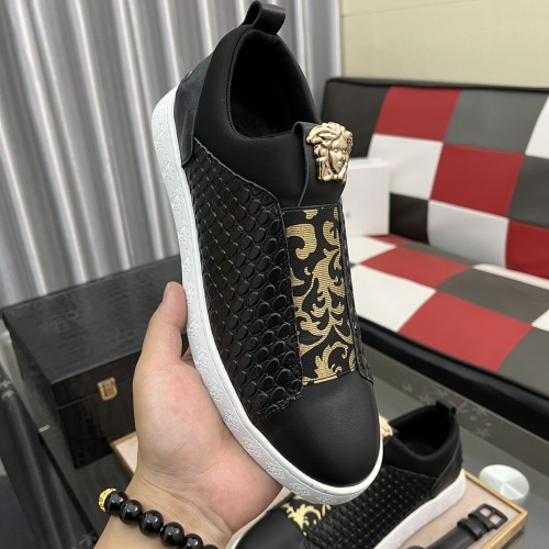 Replica Versace Casual Shoes For Men #1057544 $72.00 USD for Wholesale