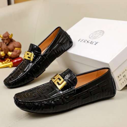 Fendi Leather Shoes For Men #1057576