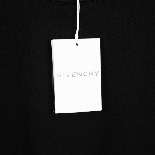 Replica Givenchy T-Shirts Short Sleeved For Unisex #1057681 $36.00 USD for Wholesale