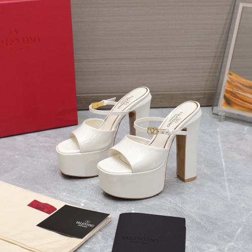 Valentino Sandal For Women #1057736