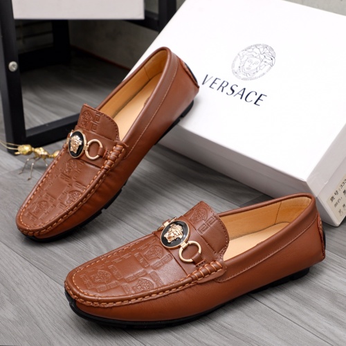 Versace Leather Shoes For Men #1058592