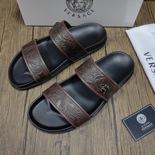 Versace Slippers For Men #1058755