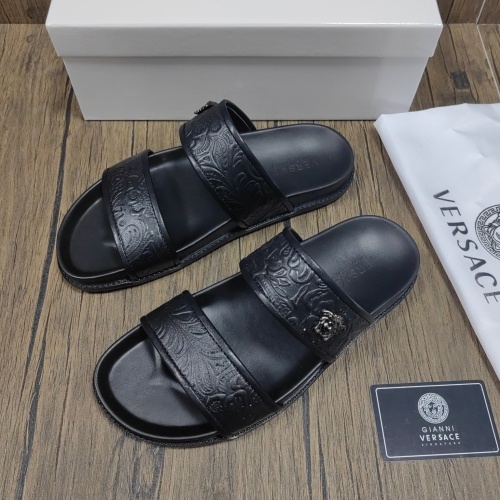 Versace Slippers For Men #1058756