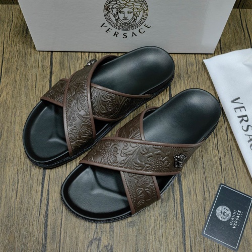 Versace Slippers For Men #1058757