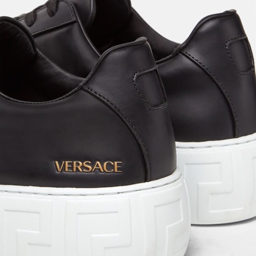 Replica Versace Casual Shoes For Men #1060287 $72.00 USD for Wholesale