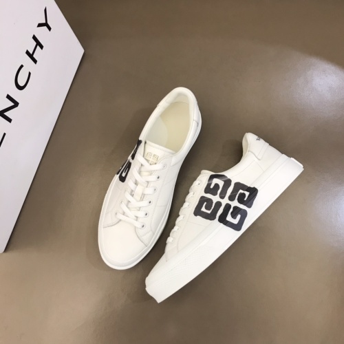 Givenchy Casual Shoes For Men #1060852