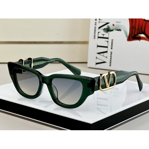 Valentino AAA Quality Sunglasses #1062338