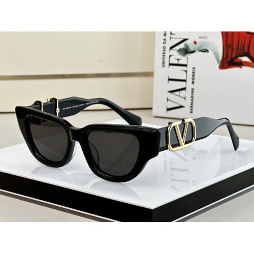 $68.00 USD Valentino AAA Quality Sunglasses #1062342