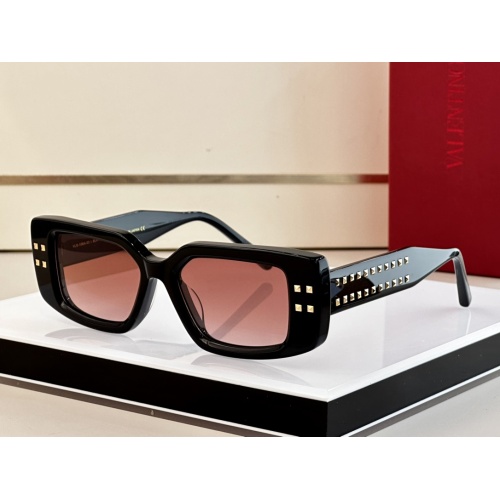 Valentino AAA Quality Sunglasses #1062347