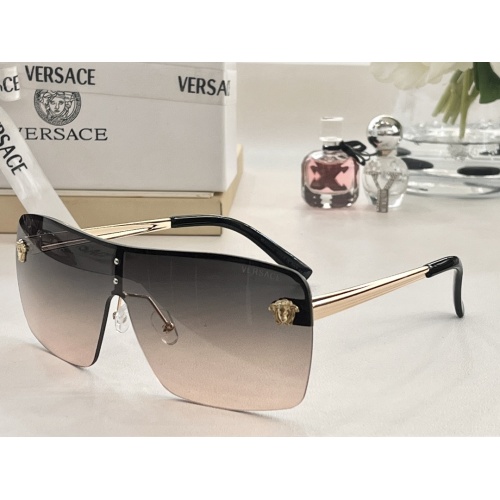 Versace AAA Quality Sunglasses #1062360