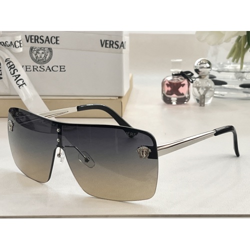 Versace AAA Quality Sunglasses #1062362