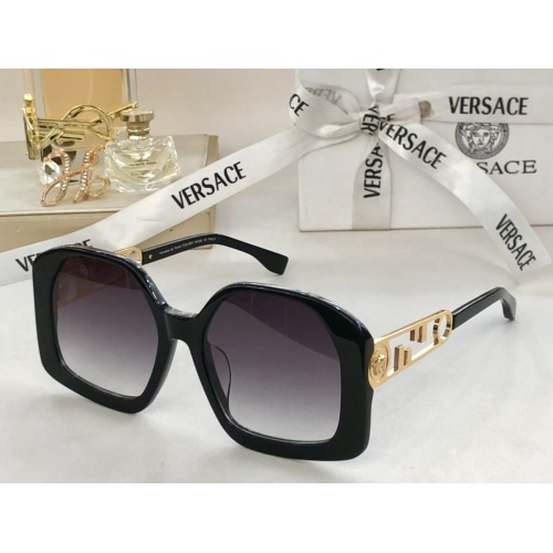 Versace AAA Quality Sunglasses #1062391