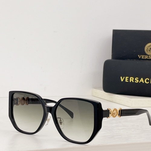 Versace AAA Quality Sunglasses #1062423