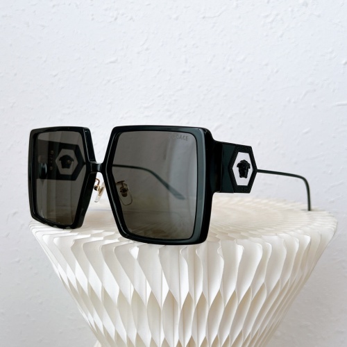 Versace AAA Quality Sunglasses #1062445