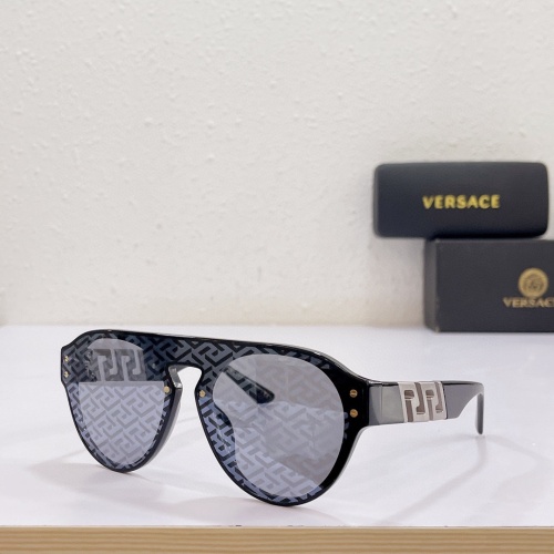 Versace AAA Quality Sunglasses #1062457