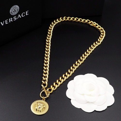 Versace Necklace #1062749 $29.00 USD, Wholesale Replica Versace Necklaces