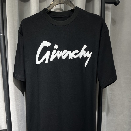 Replica Givenchy T-Shirts Short Sleeved For Men #1062876 $36.00 USD for Wholesale