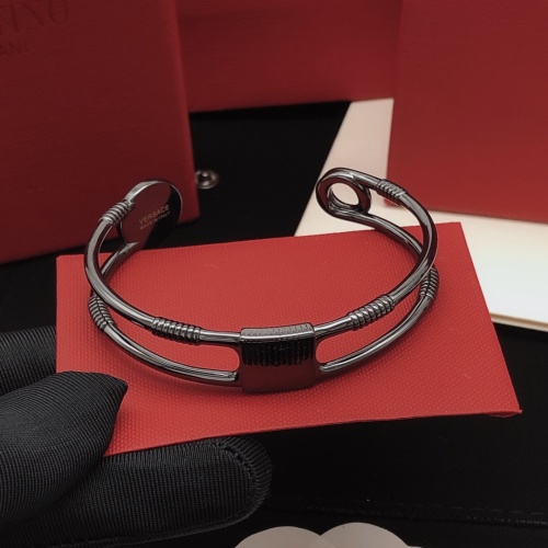 Replica Versace Bracelet #1063327 $32.00 USD for Wholesale