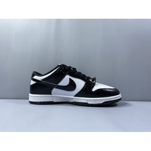 Replica Nike Dunk-Low Retro For Women #1063634 $96.00 USD for Wholesale
