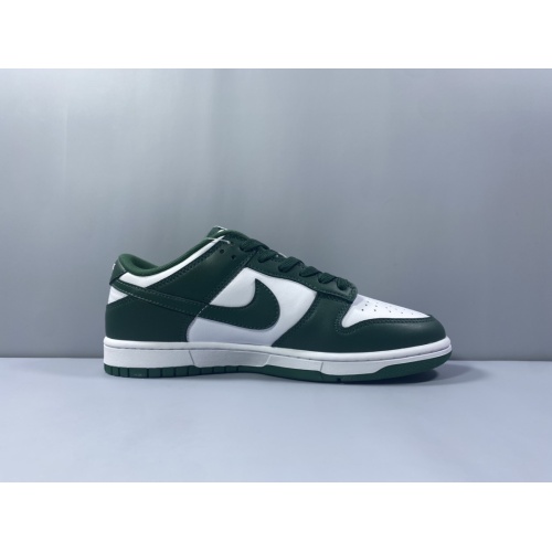 Replica Nike Dunk-Low Retro For Women #1063640 $96.00 USD for Wholesale