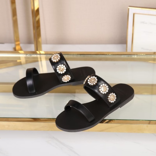 Versace Sandal For Women #1063821