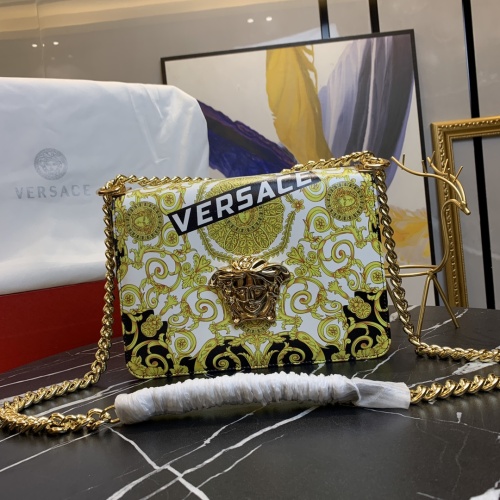 Versace AAA Quality Messenger Bags For Women #1064419