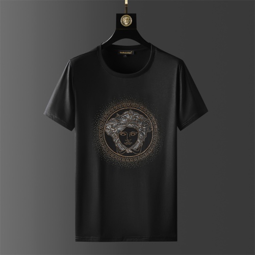Replica Versace Tracksuits Short Sleeved For Men #1064811 $68.00 USD for Wholesale