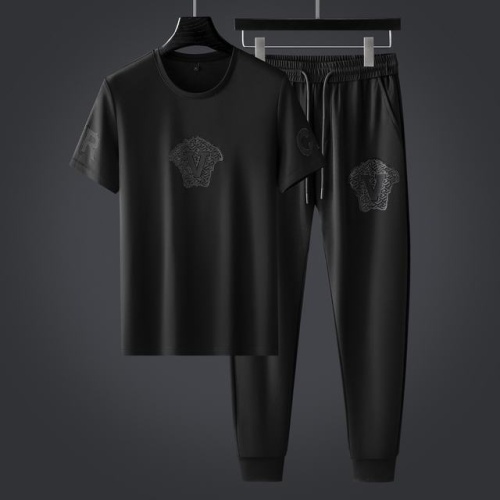$72.00 USD Versace Tracksuits Short Sleeved For Men #1065042