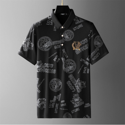 Replica Versace Tracksuits Short Sleeved For Men #1065081 $68.00 USD for Wholesale