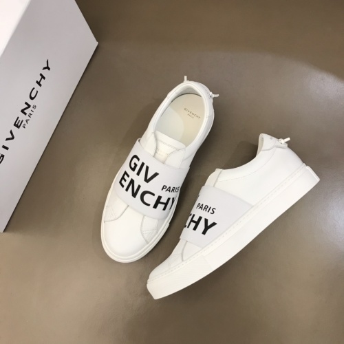 Givenchy Casual Shoes For Men #1065220