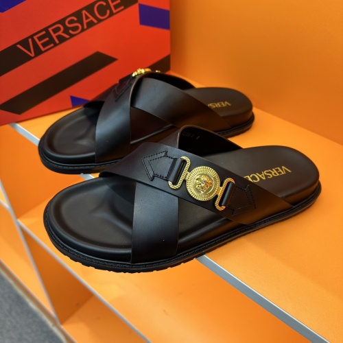 Versace Slippers For Men #1066070