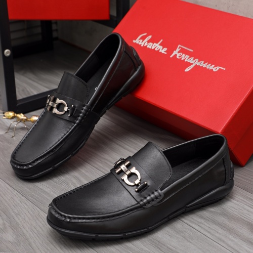 Salvatore Ferragamo Leather Shoes For Men #1066106