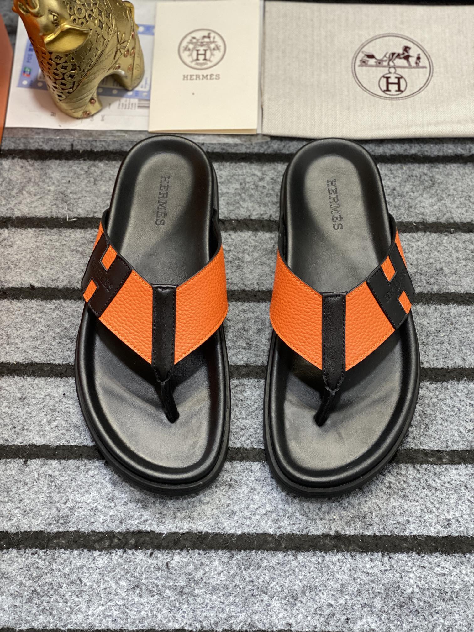 Hermes Slippers For Men 1065305 56.00 USD, Wholesale Replica Hermes
