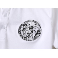 $27.00 USD Versace T-Shirts Short Sleeved For Men #1053555