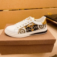 $76.00 USD Versace Casual Shoes For Men #1056092
