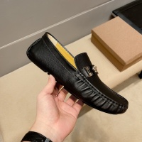 $72.00 USD Versace Leather Shoes For Men #1056199