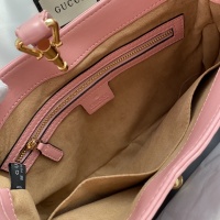 $88.00 USD Gucci AAA Quality Handbags For Women #1057016