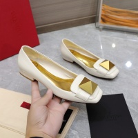 $112.00 USD Valentino Flat Shoes For Women #1057743