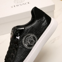 $72.00 USD Versace Casual Shoes For Men #1061068