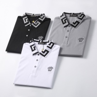 $39.00 USD Versace T-Shirts Short Sleeved For Men #1061439