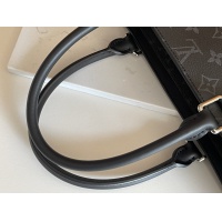 $155.00 USD Louis Vuitton AAA Quality Handbags For Unisex #1064348