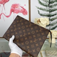 $92.00 USD Louis Vuitton AAA Quality Wallets #1065032